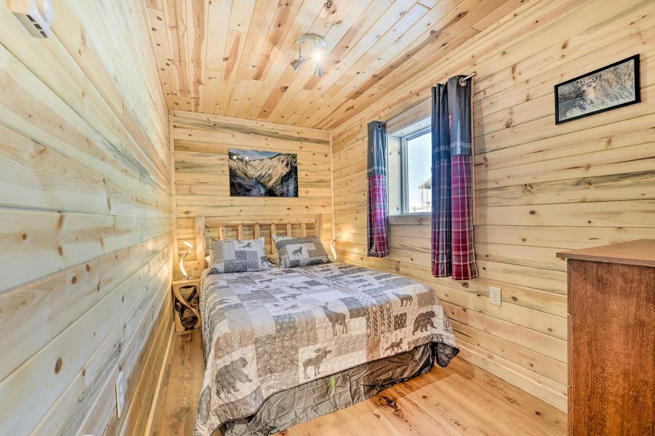 Cozy Island Park Cabin, 20 Mi To Yellowstone! Exterior foto