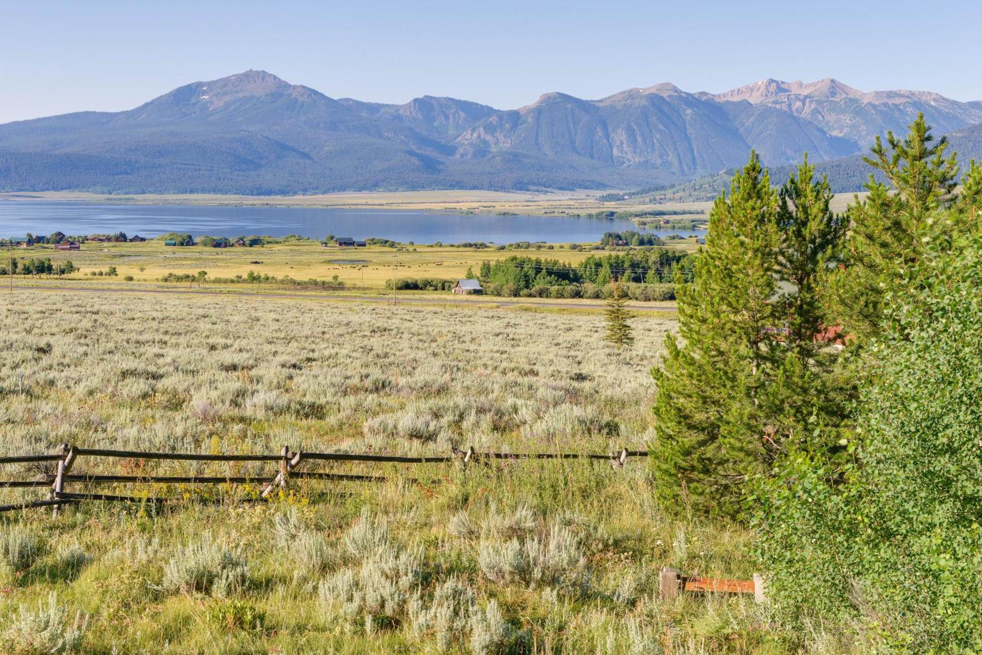 Cozy Island Park Cabin, 20 Mi To Yellowstone! Exterior foto